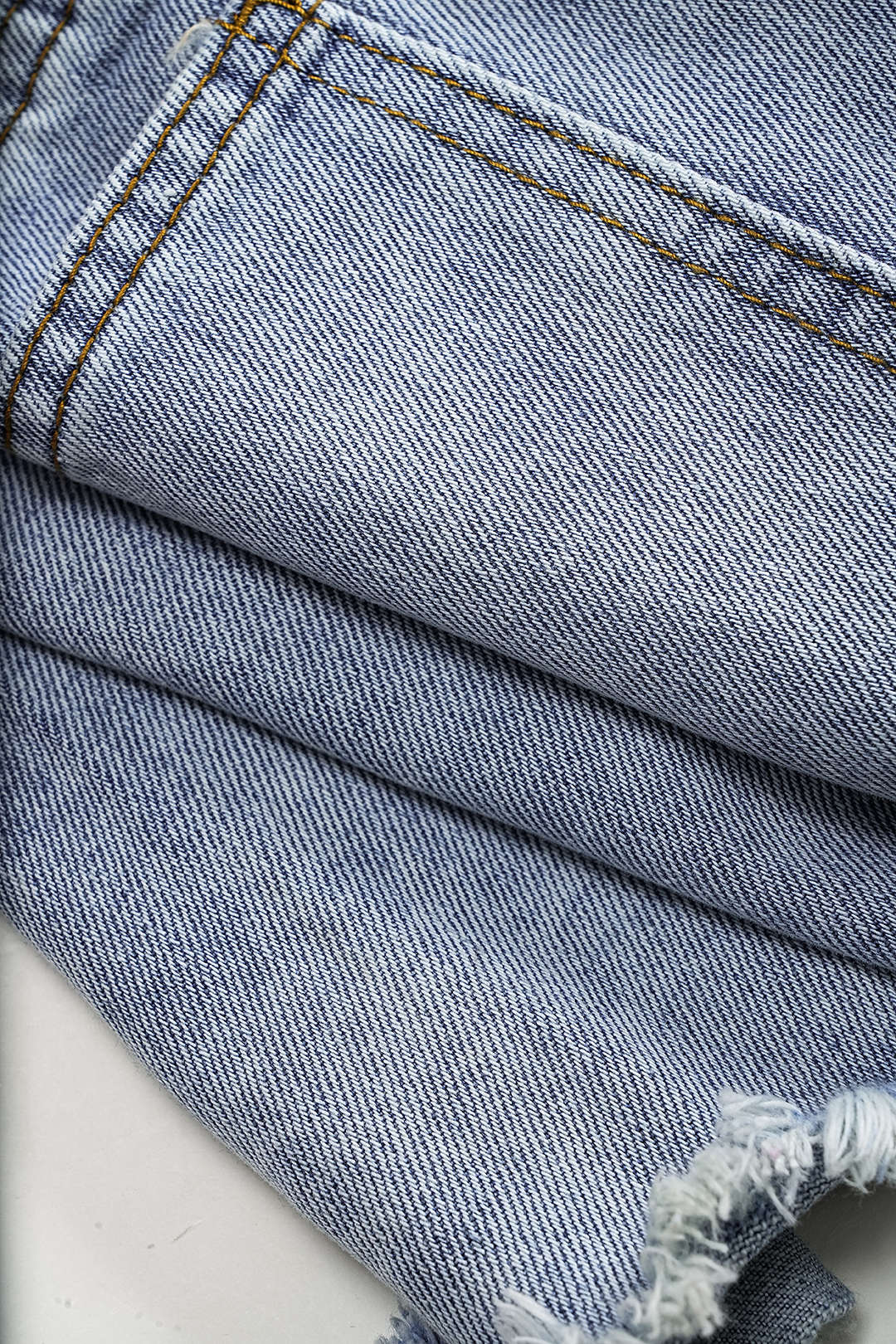 SOLÈNE | PEARL STUDDED DENIM SHORTS