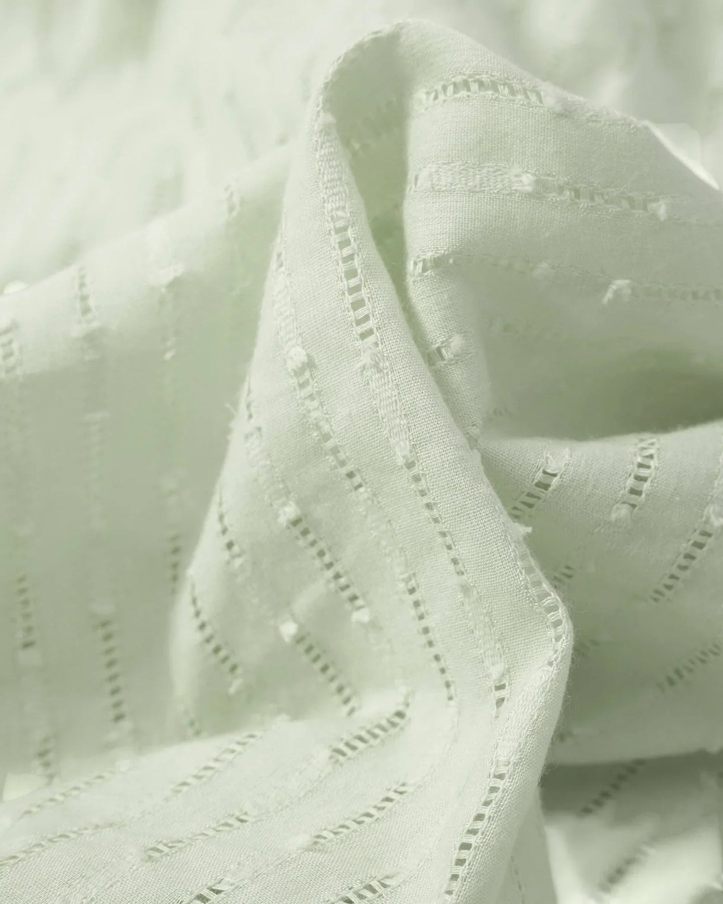 AMÉLIA | ELEGANT V- NECK DRESS WHITE