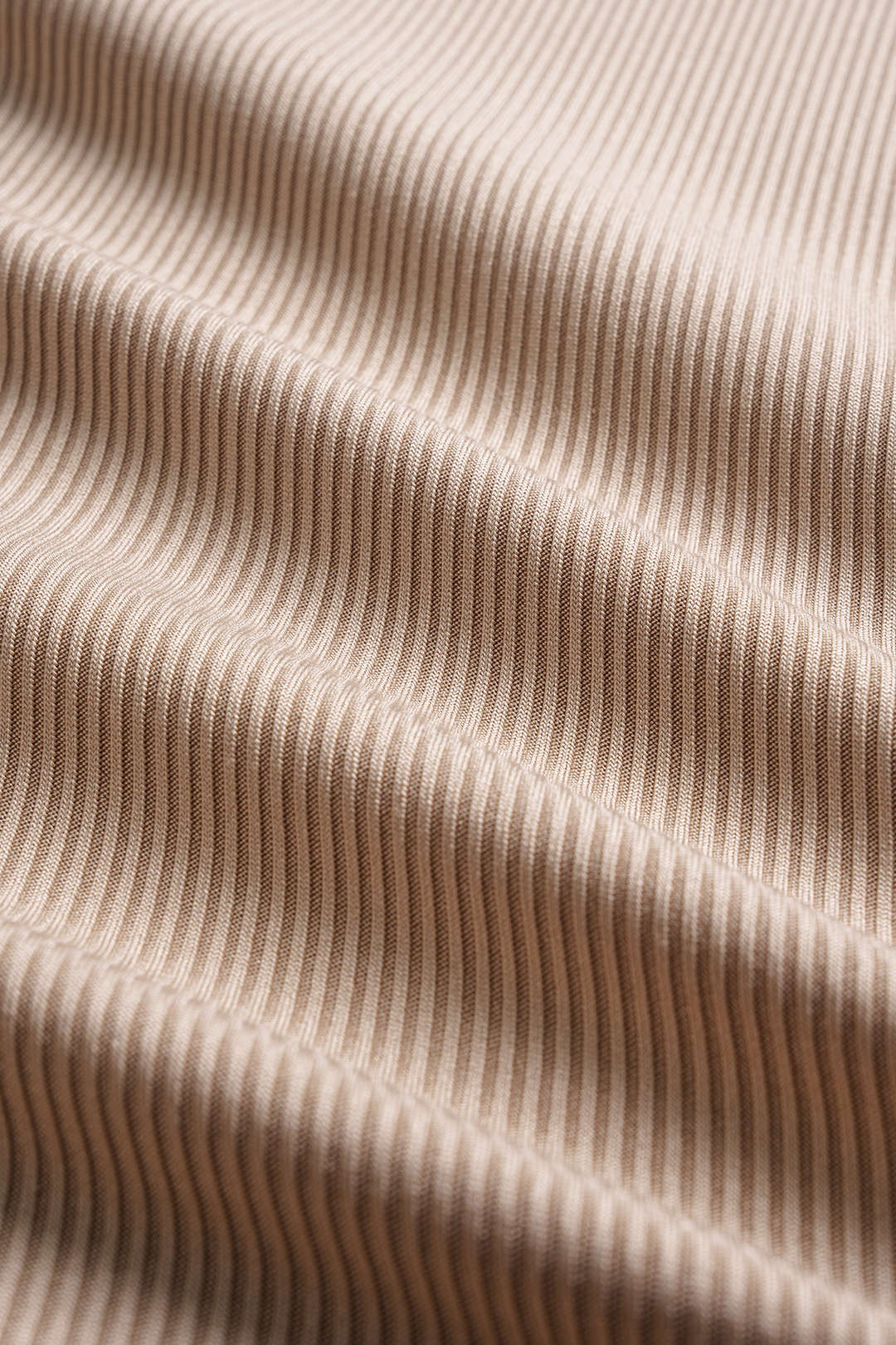 CAPRI | RIBBED HALTER TOP WITH GOLD STUDS