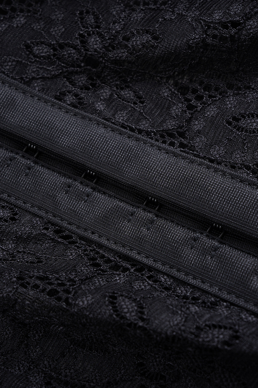 LUNARE | LACE CORSET TOP