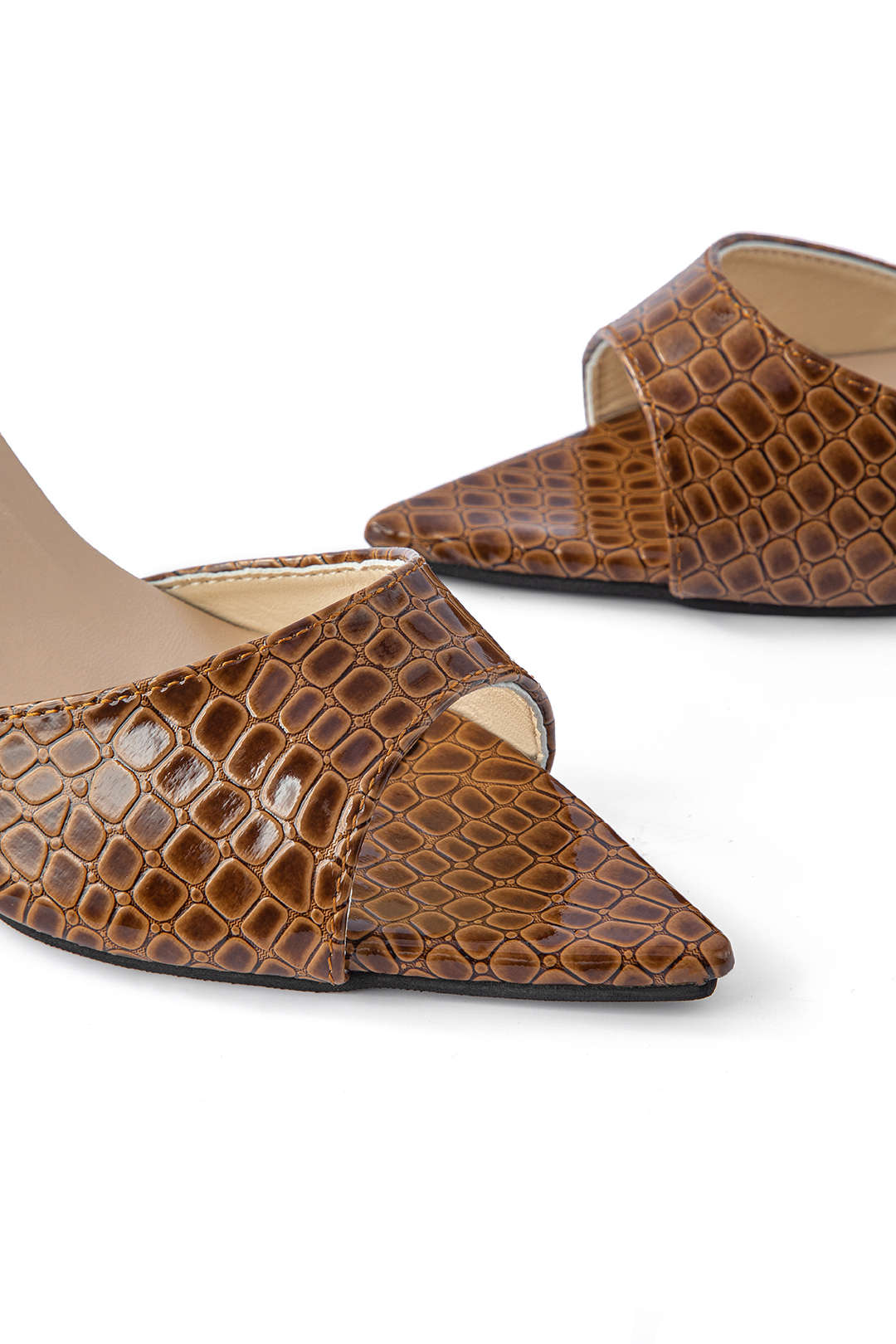AUREMIA CROC MULES BROWN