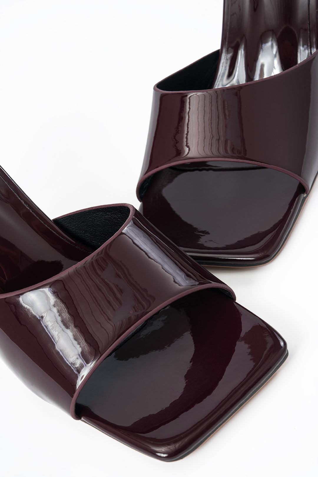 LIVIA PATENT MULES BURGUNDY