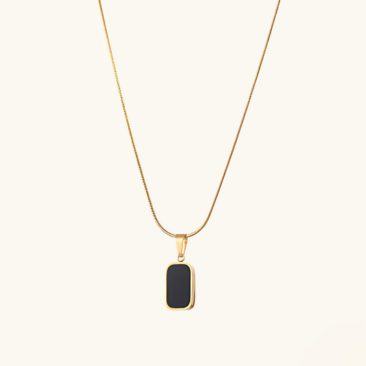NOIR PENDANT NECKLACE