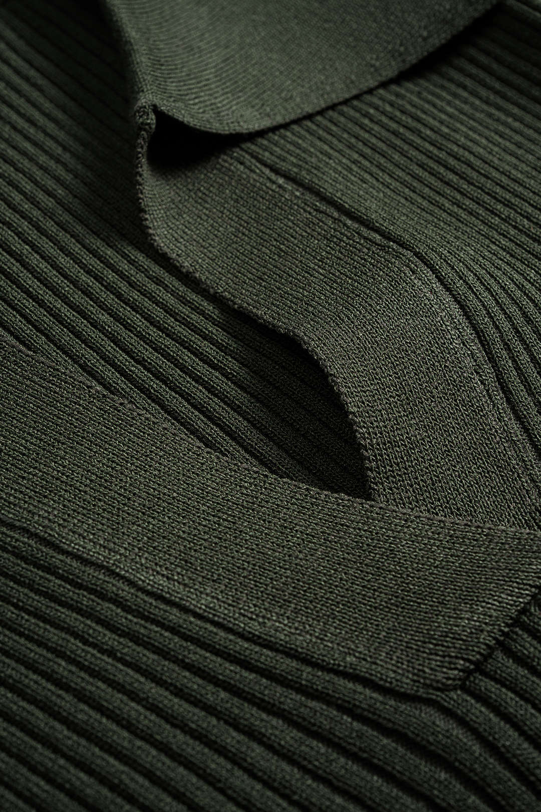 ELARA | KNIT POLO TOP GREEN