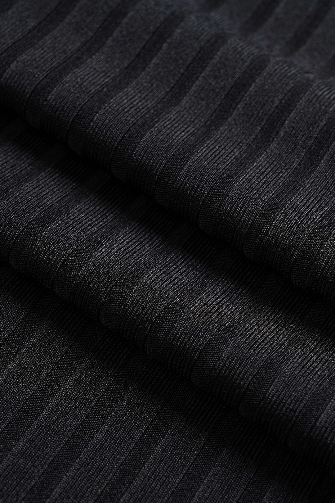 NOIR EDGE | CUTOUT KNIT MIDI DRESS BLACK