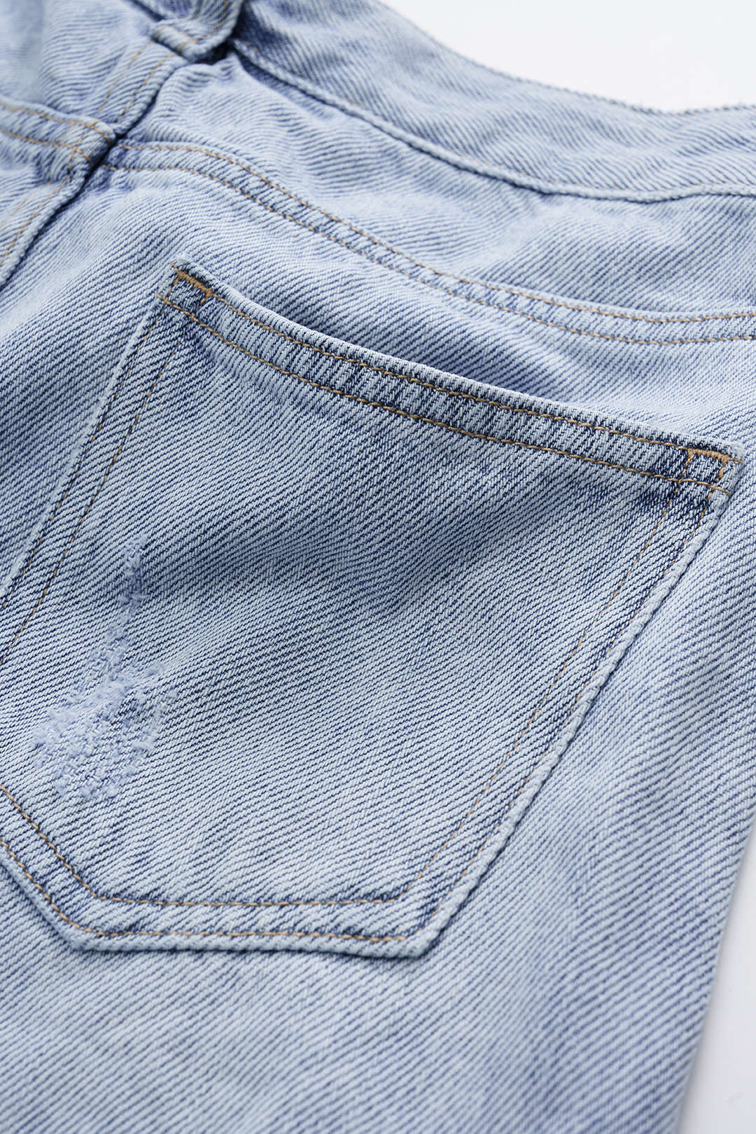 ISALINE | PEARL CHAIN DENIM SHORTS