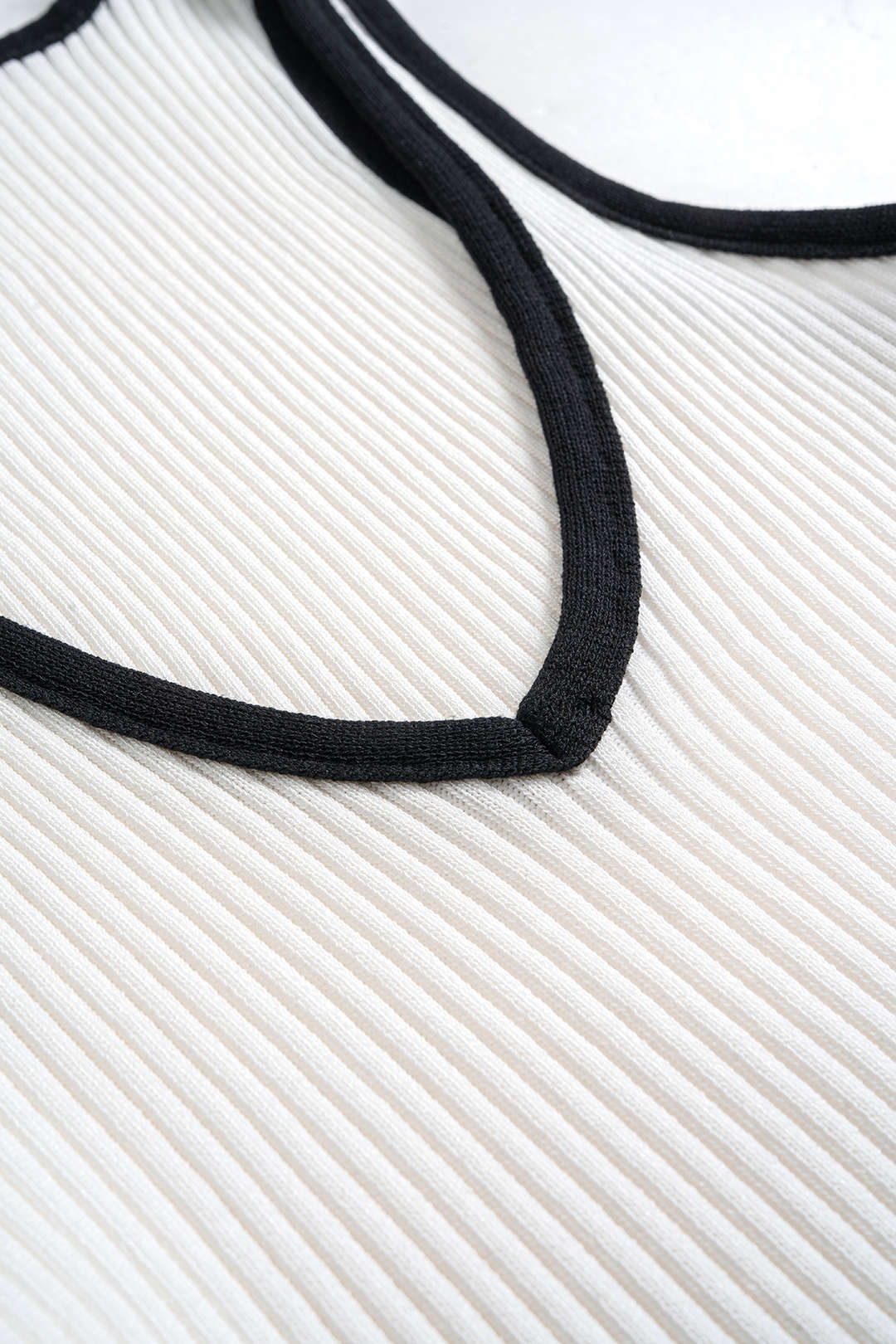 NOIRÉ | PLEATED HEM TANK WHITE