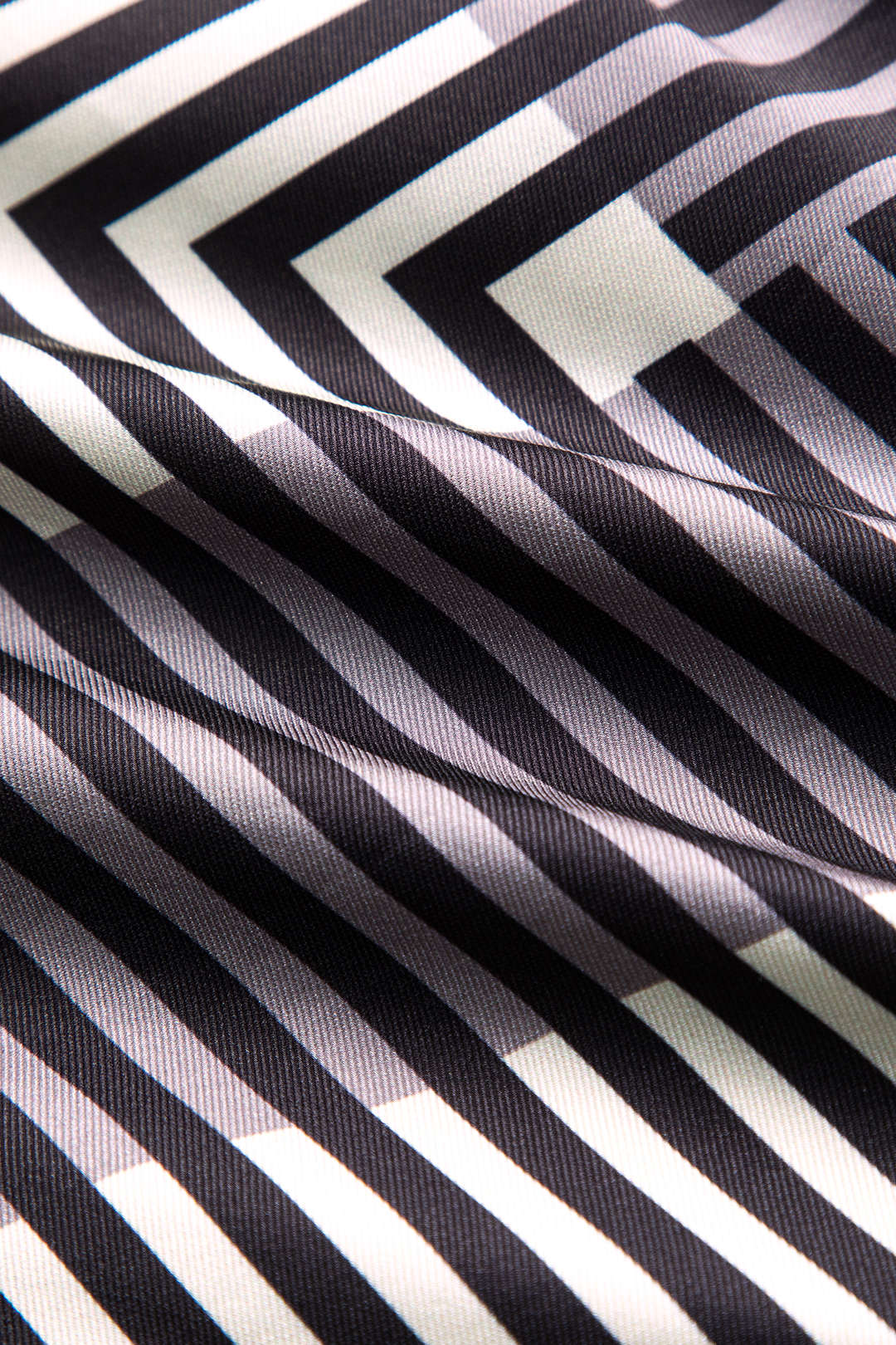 LYRA | GRAPHIC DRAPED SKIRT