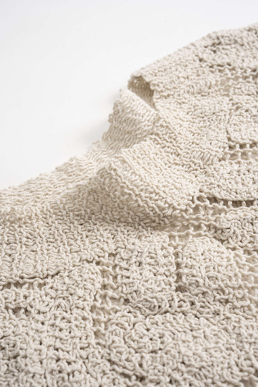 ALMA | CROCHET SLEEVELESS TOP IVORY