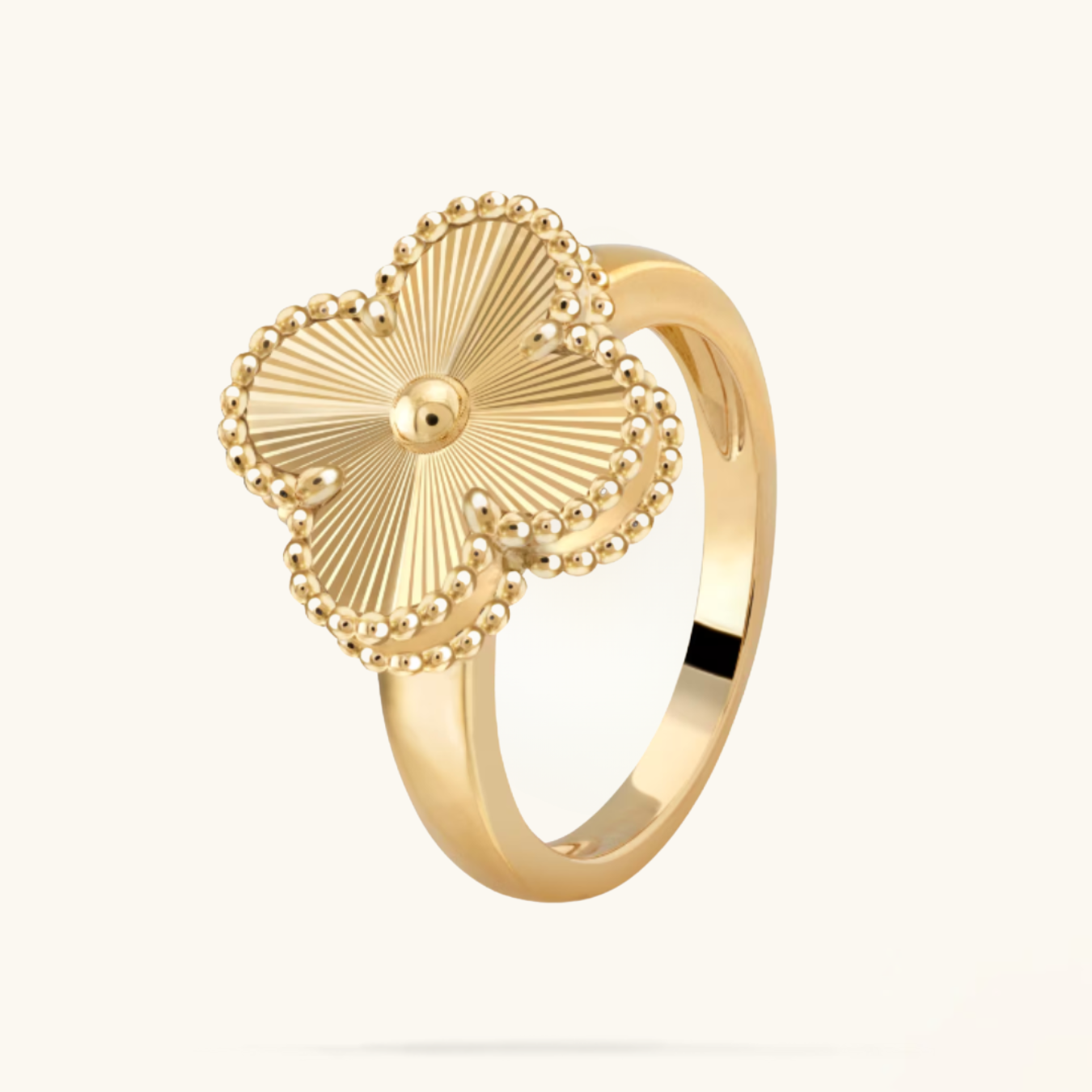 STELLA RADIANT CLOVER RING