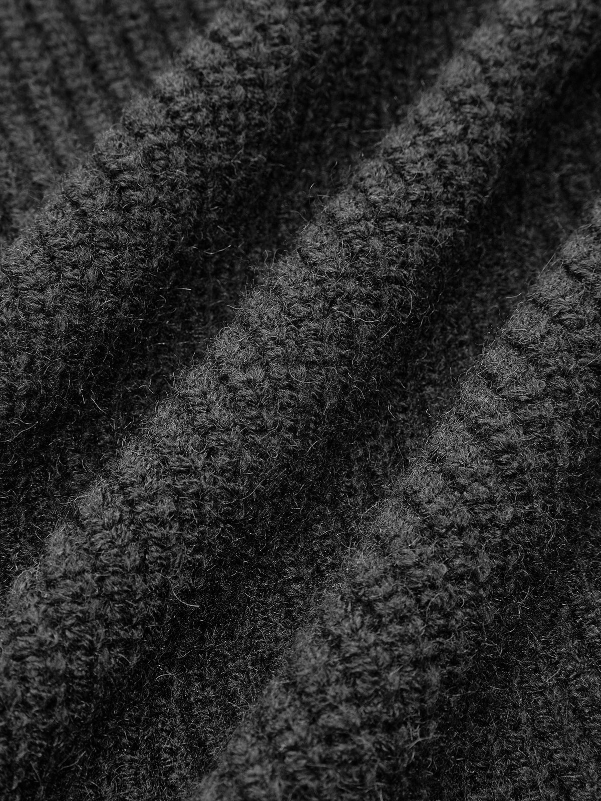 NOIR | DAISY BLOOM CARDIGAN