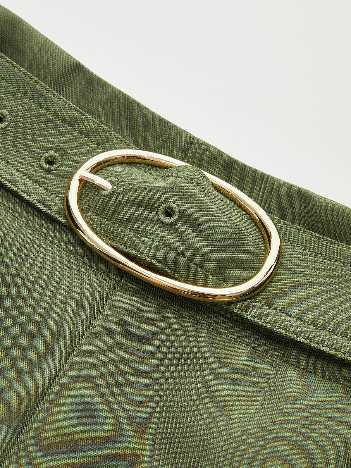 ISLA | BELTED TAILORED SHORTS GREEN
