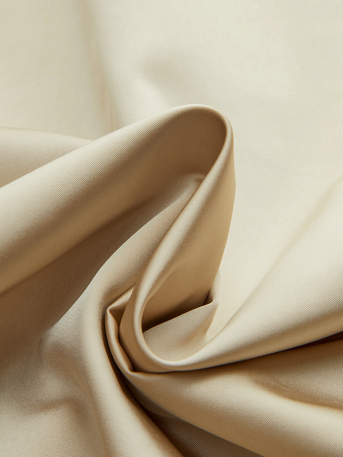 CAPRI | BELTED SATIN JACKET