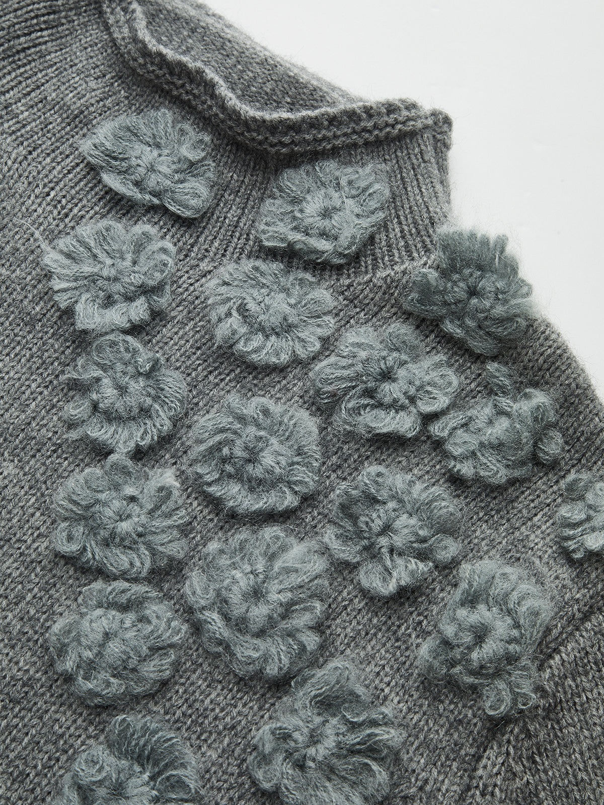 Floral Appliqué Knit Sweater Grey M