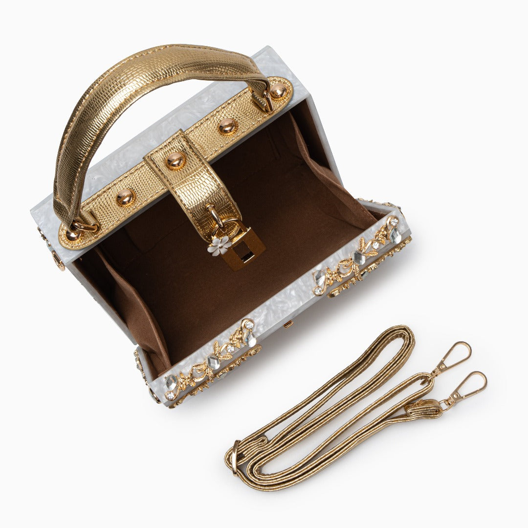 AURIELLE BOX BAG WHITE