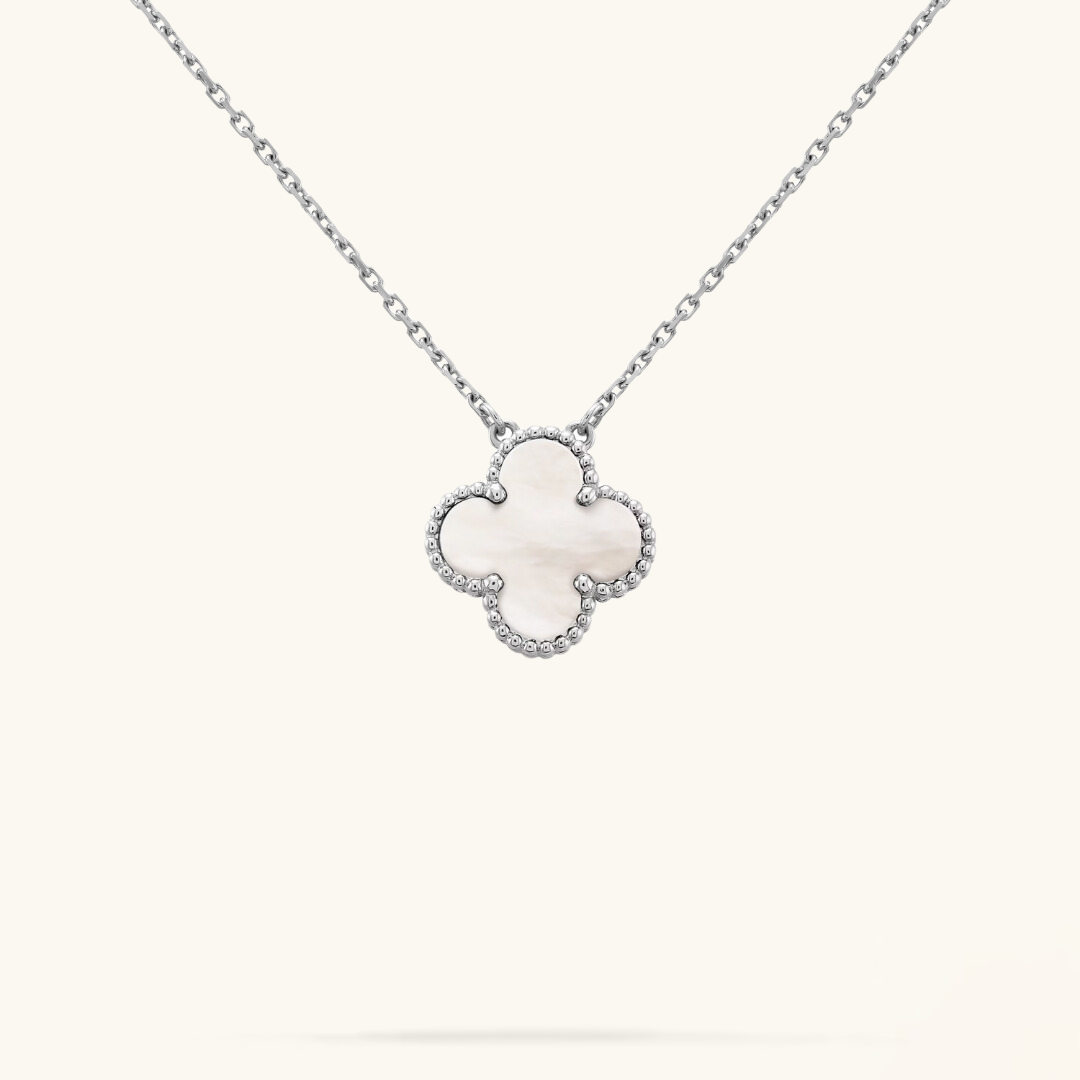 STELLA WHITE CLOVER NECKLACE