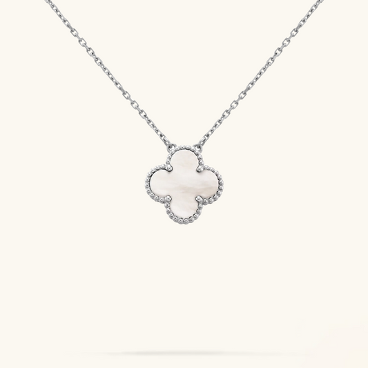STELLA WHITE CLOVER NECKLACE