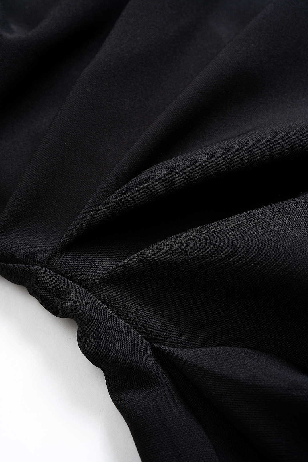 CELESTIA | CUT OUT CHAIN DETAIL MINI DRESS BLACK