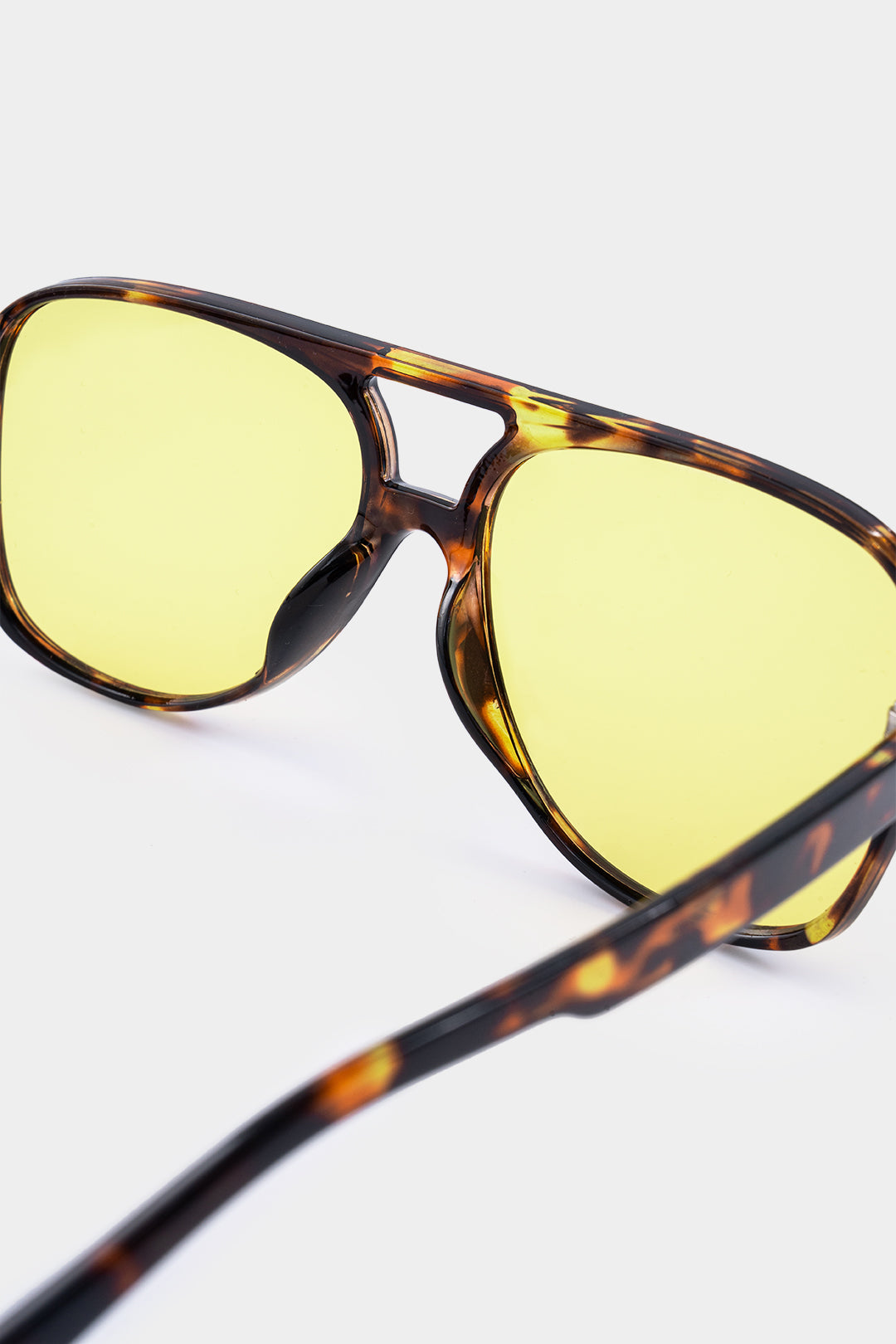 AMBER | AVIATOR SUNGLASSES BROWN ONE SIZE