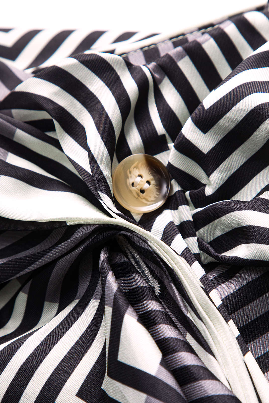 LYRA | GRAPHIC DRAPED SKIRT