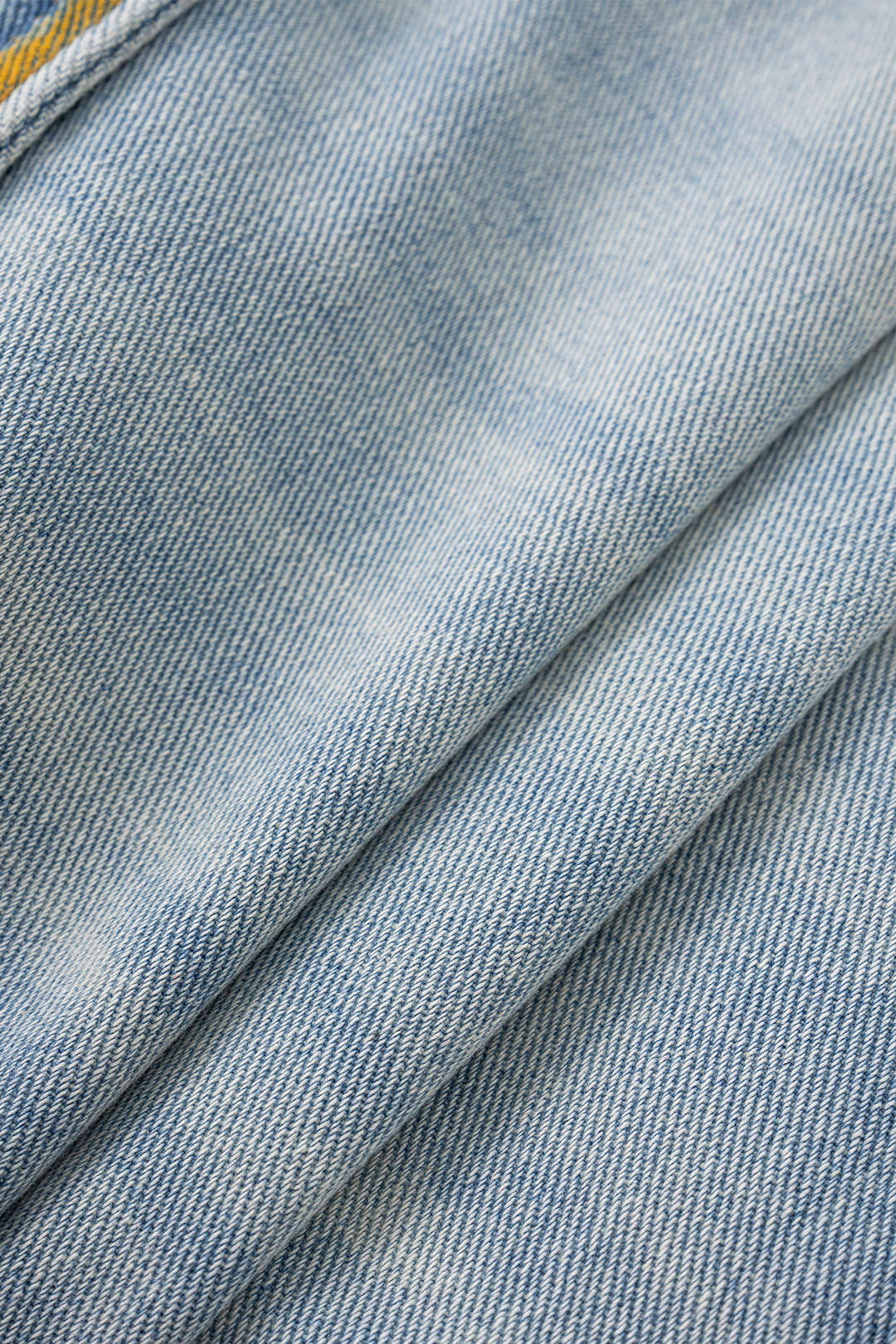 SOLENE | BELTED DENIM SHORTS LIGHT WASH BLUE